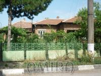 House in Bulgaria with huge plot front