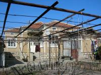 House 11 km from Dobrich Bulgaria front