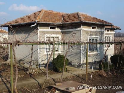 House in Bulgaria next to Dobrich