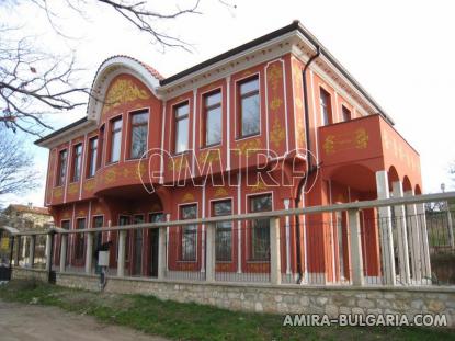 Authentic Bulgarian style house in Varna front