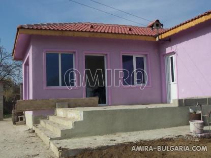 Renovated house 30 km from the beach front 2
