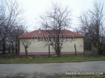 Renovated house 26 km from Balchik back