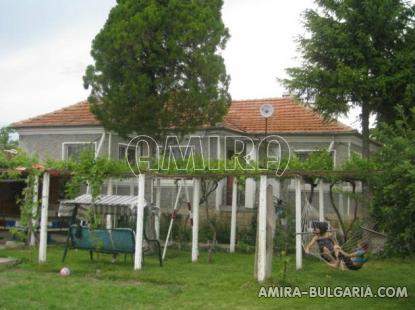 Bulgarian holiday home with big plot