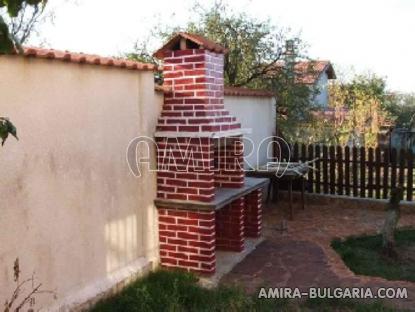 House in Varna 1,5 km from the beach BBQ