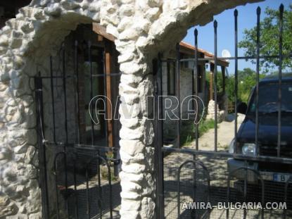 Renovated house in authentic Bulgarian style near Varna fence