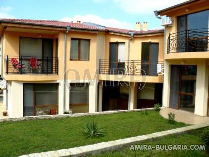 Furnished semi-detached bulgarian house 4 km from the beach front 3