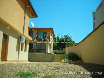 Furnished semi-detached bulgarian house 4 km from the beach side 2