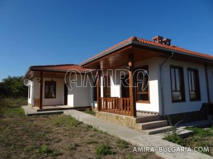 Semi-detached house with sea view 1