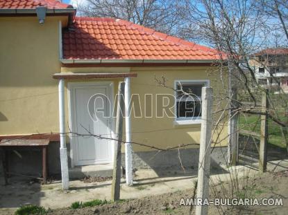 Renovated holiday home 6 km from the beach side 5