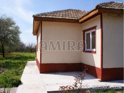 Renovated Bulgarian house 23km from the beach side 2