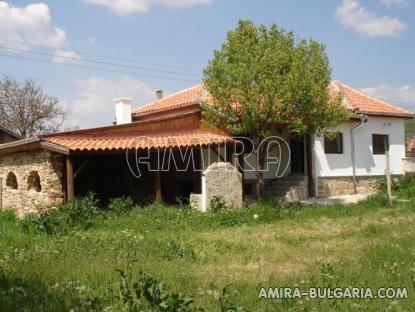 Furnished town house in Bulgaria garden 2