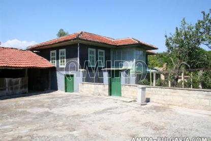 Bulgarian holiday home near a river 3