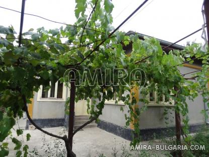 Renovated house in Bulgaria vineyards