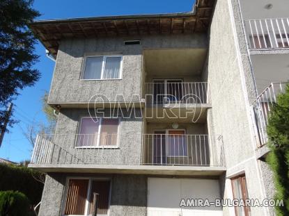 Semi-detached house 6km from Varna