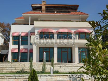 Luxury villa in Varna 500m from the beach