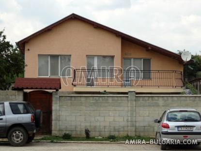 Bulgarian house 34km from the seaside