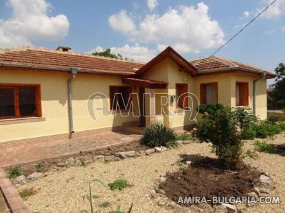 Renovated house 10km from the beach 2