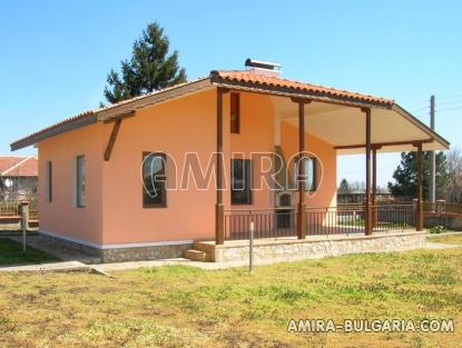 New house 9 km from Balchik front