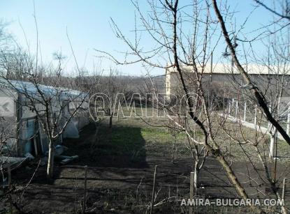 Furnished bulgarian home near a dam 4