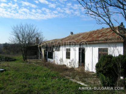 House in authentic Bulgarian style side 3
