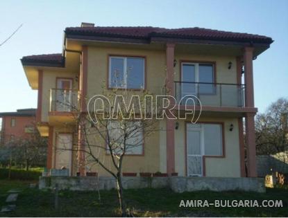 New house 4km from Kamchia beach front