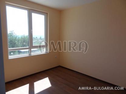 One bedroom sea view apartment in Varna 9