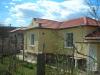 Renovated holiday home 6 km from the beach side