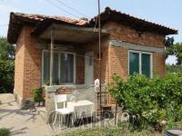 House in Bulgaria next to a lake