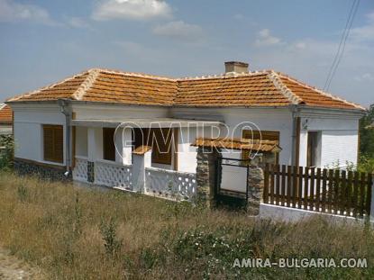 Bulgarian holiday home near a river