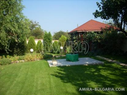 Furnished house 20km from Varna garden 2