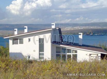 Villa with Varna lake view