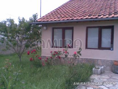 Furnished villa in Varna, Trakata front