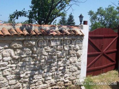 Furnished house 20 km from Varna fence