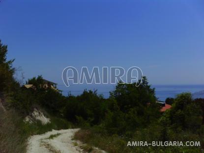 Old sea view house in Balchik road access