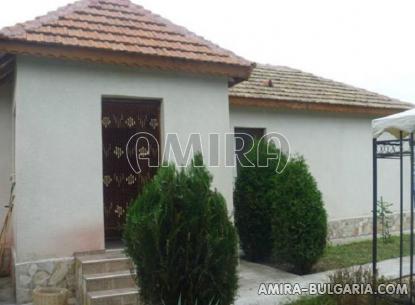 Bulgarian house 40 km from the beach side 4