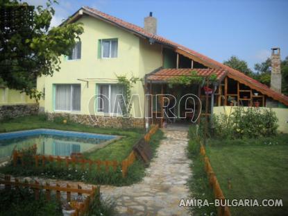House with pool 55 km from the beach in Bulgaria front