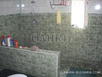 House with pool 55 km from the beach in Bulgaria bathroom 2