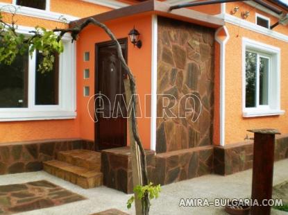 Renovated Bulgarian house 32 km from the seaside front 3