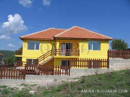 Renovated 4 bedroom house near Albena, Bulgaria front 2