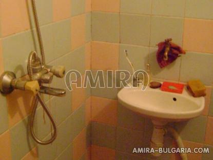 Furnished house 6 km from Dobrich bathroom
