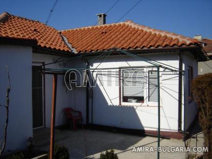 Furnished house 8 km from the beach front 1