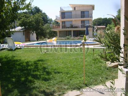 Family hotel in Varna Bulgaria garden