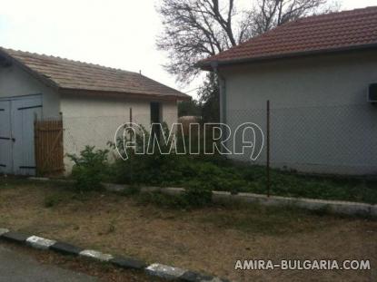 Renovated house with garage in Bulgaria 7