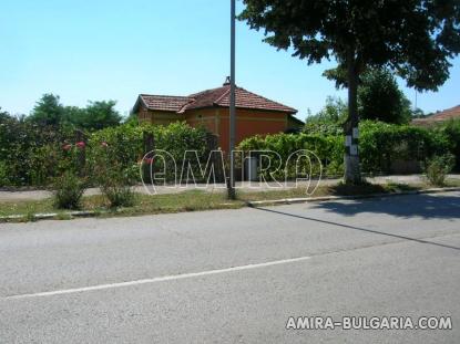 Renovated house in Bulgaria 18 km from the beach road access
