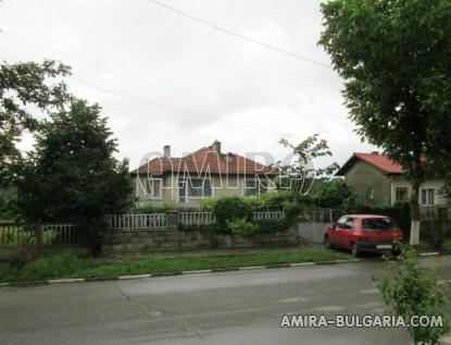 House in a big Bulgarian village 3