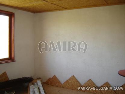 Renovated house 6 km from Dobrich room 4
