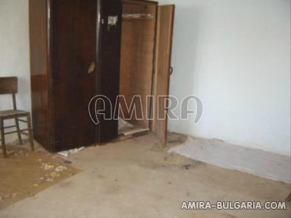 House in Bulgaria 43 km from the beach room 3