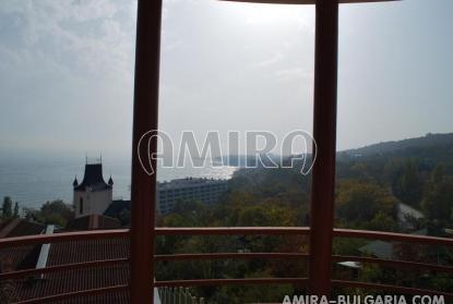 Sea view villa in Varna 400m from the beach