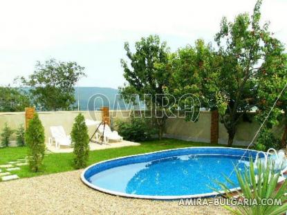 Furnished house with pool near Albena garden 1