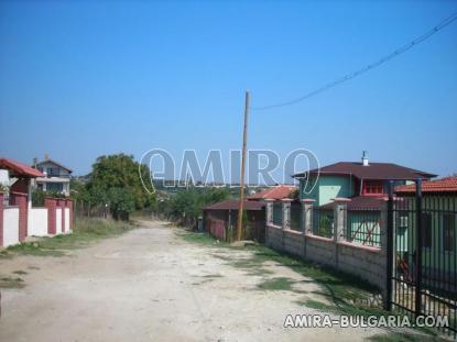 Furnished house 4 km from Kamchia beach road access